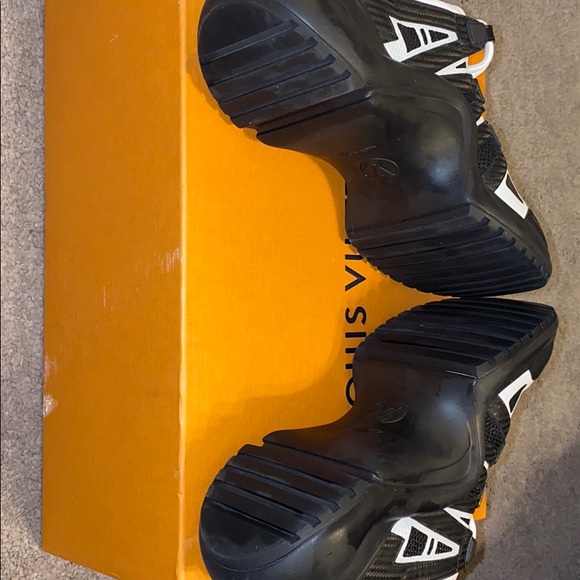 Louis Vuitton sneakers - Picture 5 of 6